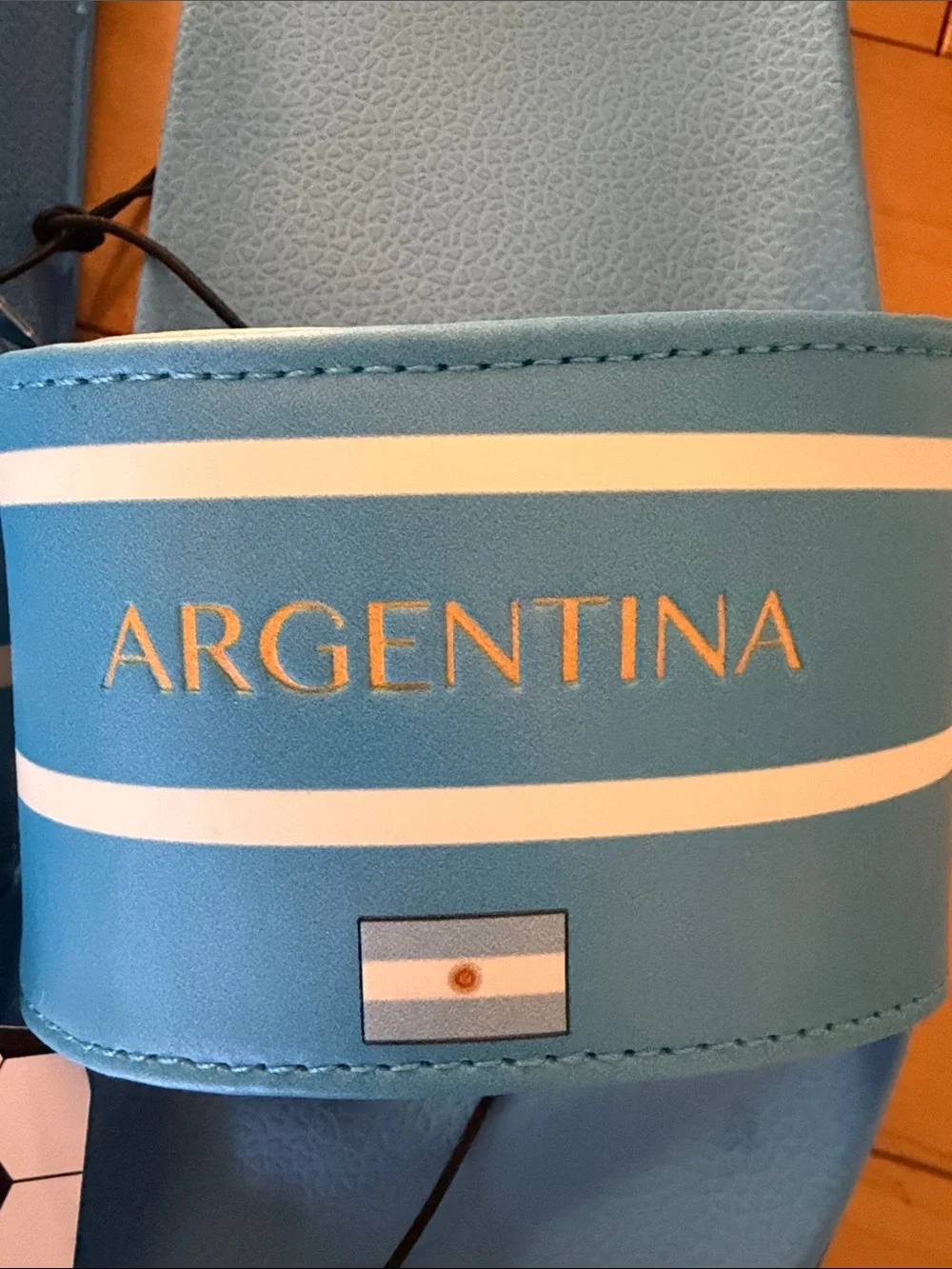 Kids soccer fan slides Argentina Size 9/10, 11/12, 13/1, 2/3